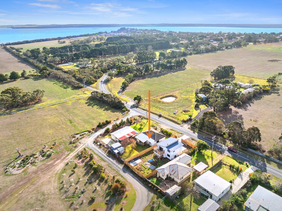 515 Corinella Road Coronet Bay - Residential for sale