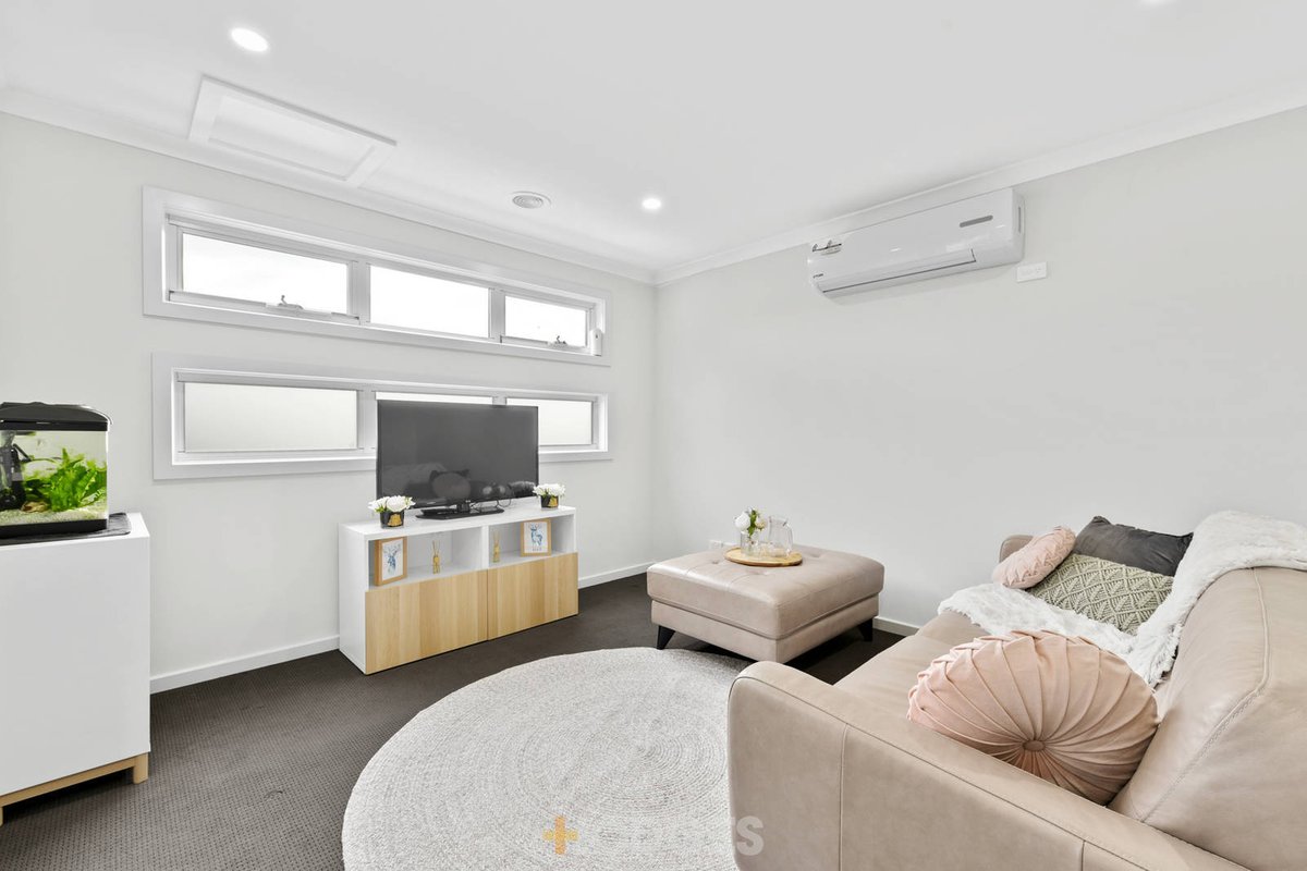 5 / 15 Lamb Street Cranbourne - Residential for sale
