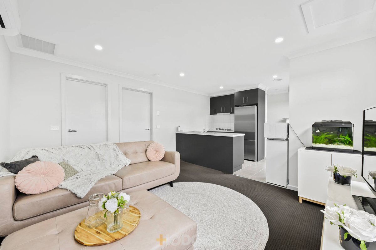 5 / 15 Lamb Street Cranbourne - Residential for sale