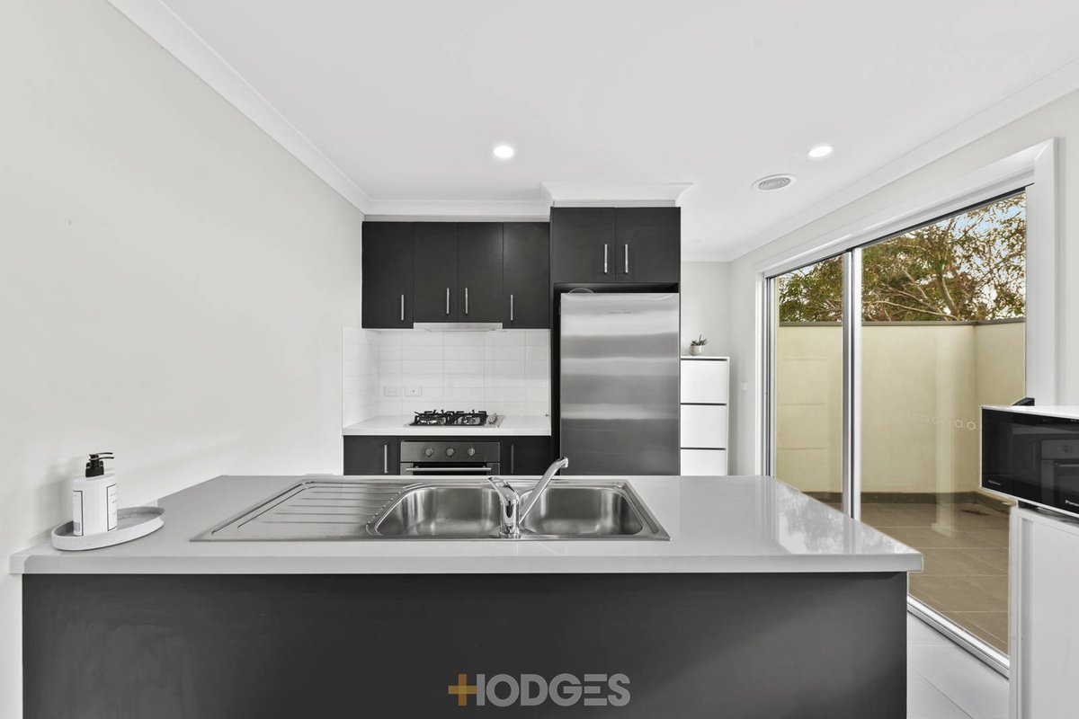 5 / 15 Lamb Street Cranbourne - Residential for sale
