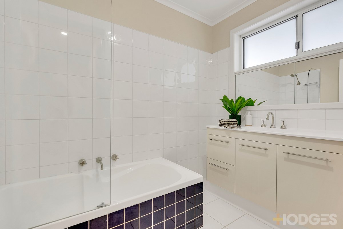 5 / 158 Como Parade Parkdale - Residential for sale