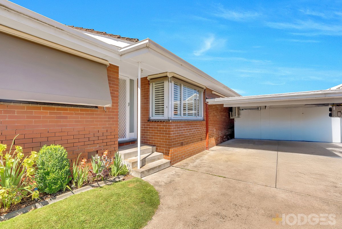 5 / 158 Como Parade Parkdale - Residential for sale