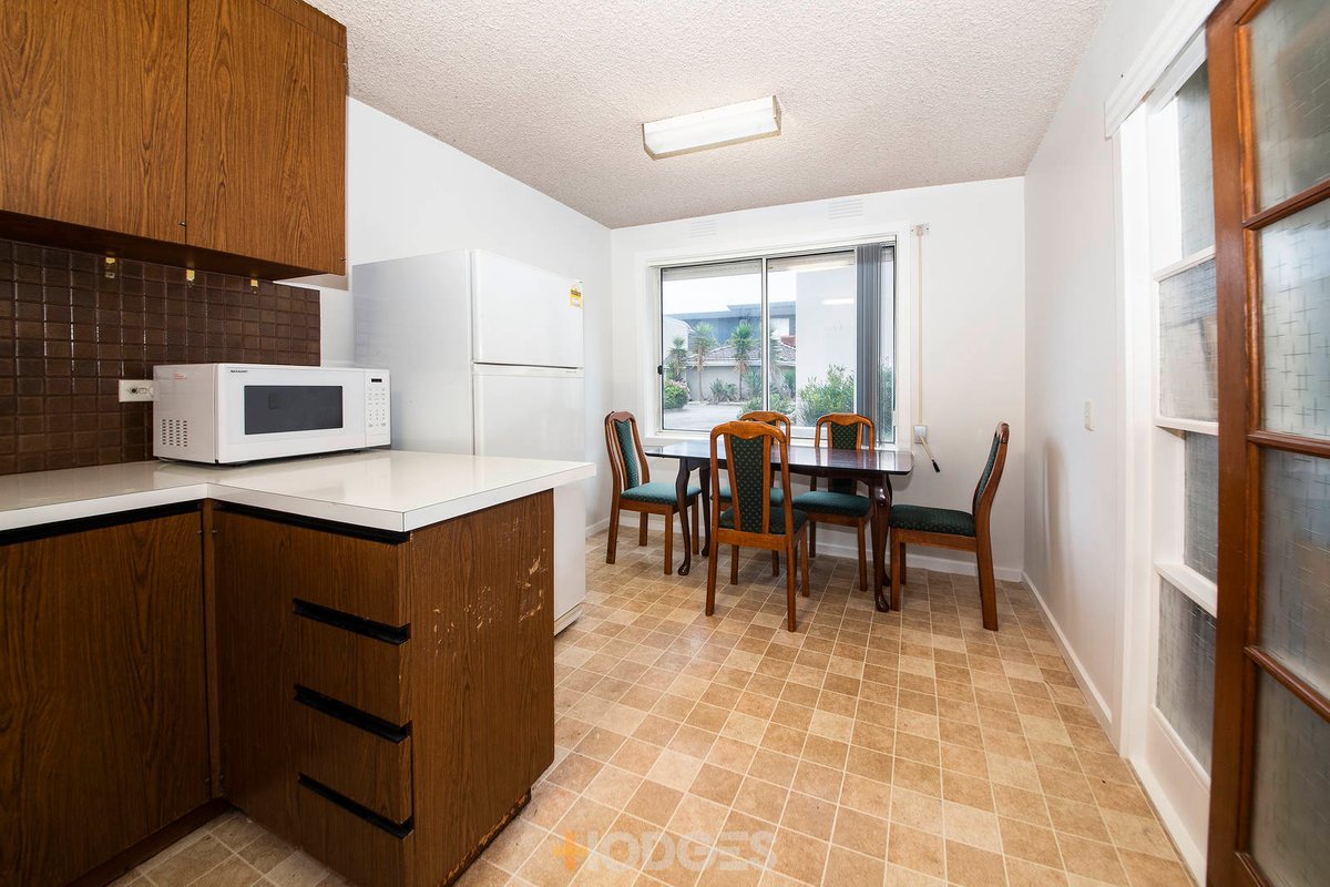 5 / 188 Beach Road Mordialloc - Residential for sale