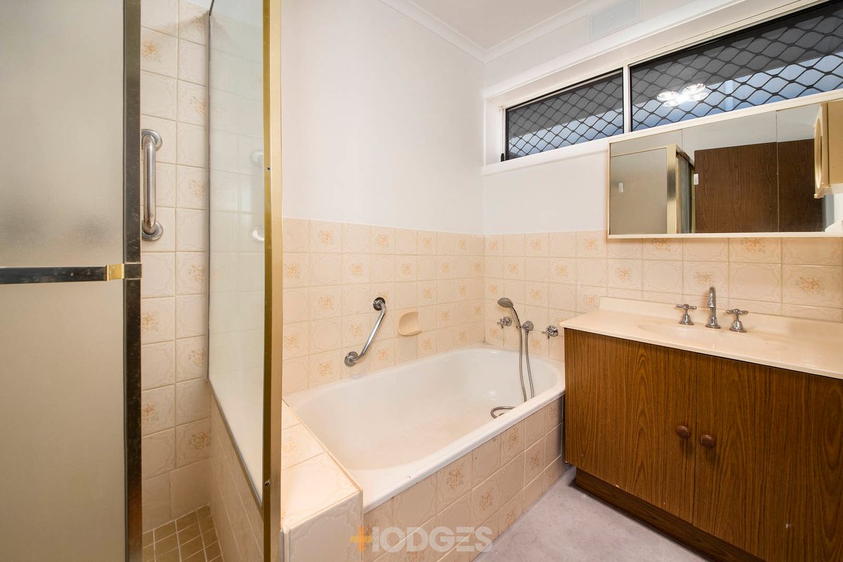 5 / 188 Beach Road Mordialloc - Residential for sale