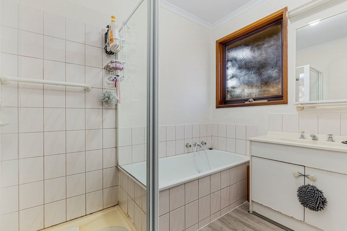 5 / 1A Lee Street FRANKSTON - Residential for sale