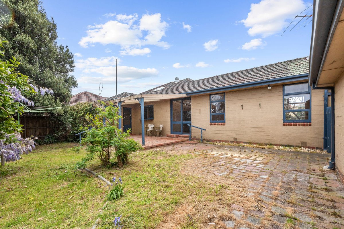 52 Bayview Crescent Black Rock - Residential for sale
