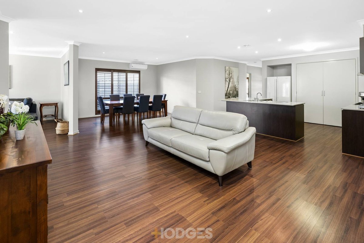 52 Hummingbird Boulevard Tarneit - Residential for sale