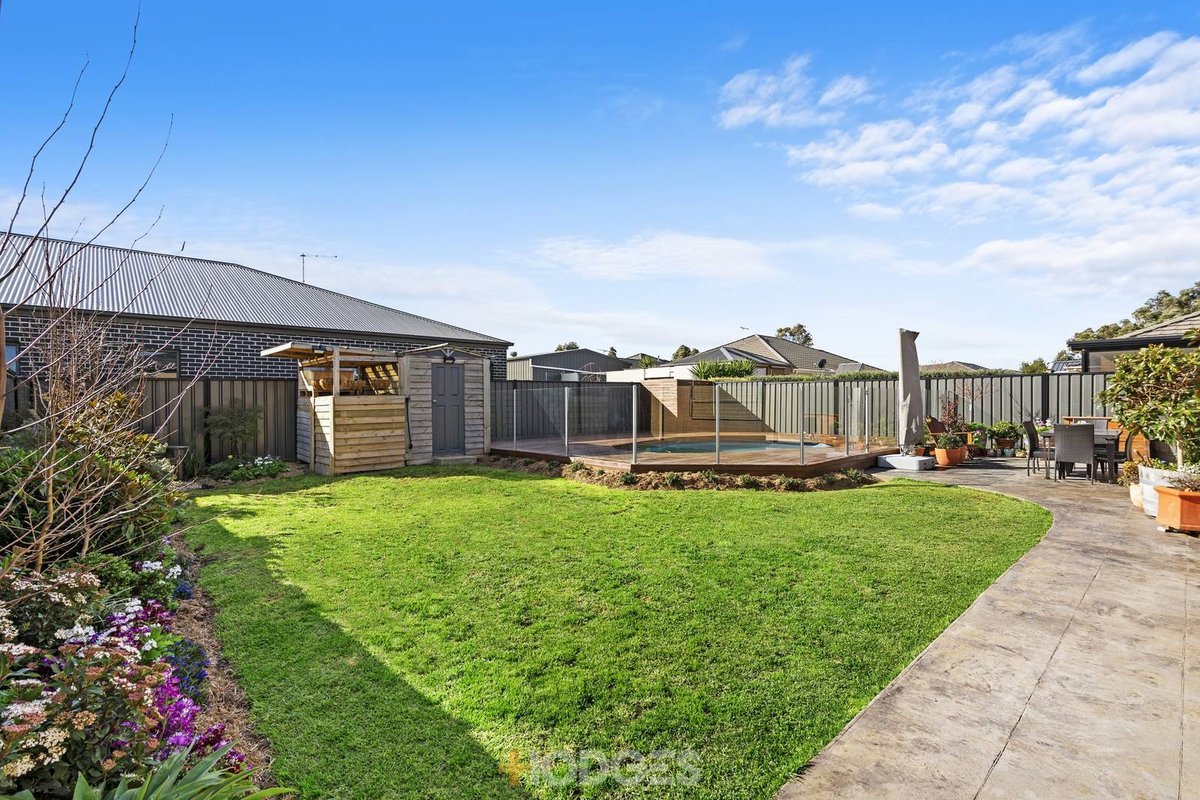 52 Hummingbird Boulevard Tarneit - Residential for sale