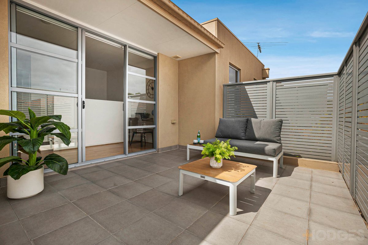 5 / 218 Kambrook Road Caulfield - Residential for sale