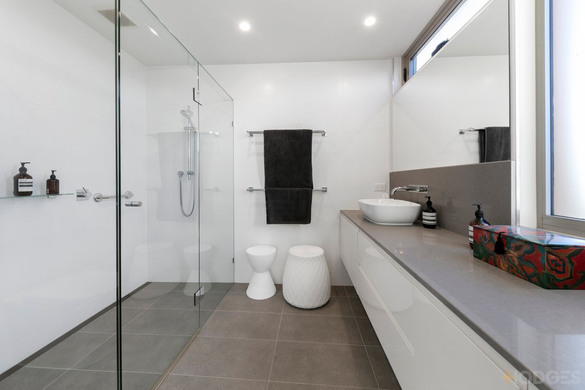 5 / 22 Willansby Avenue Brighton - Residential for sale