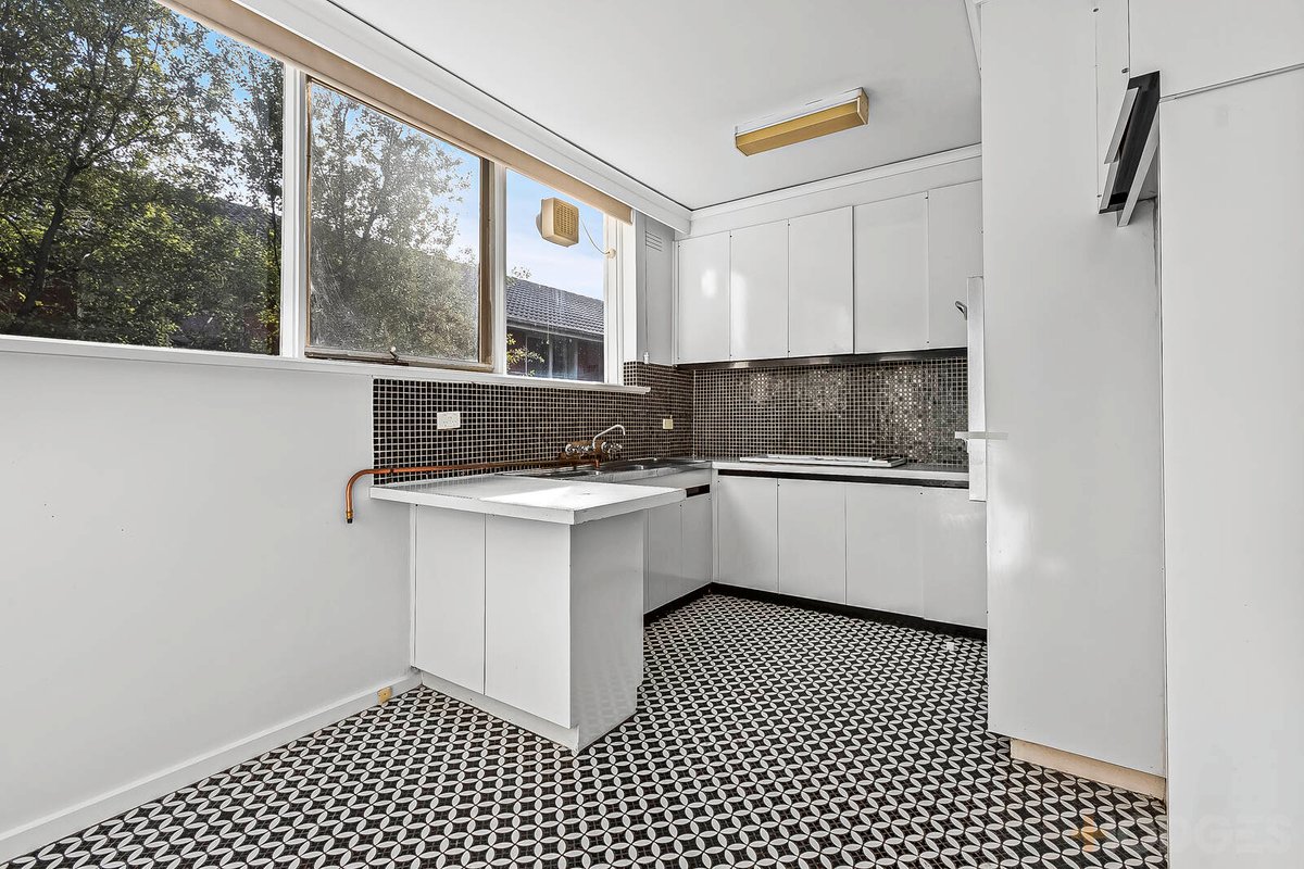 5 / 233 Alma Road St Kilda East - Residential for sale