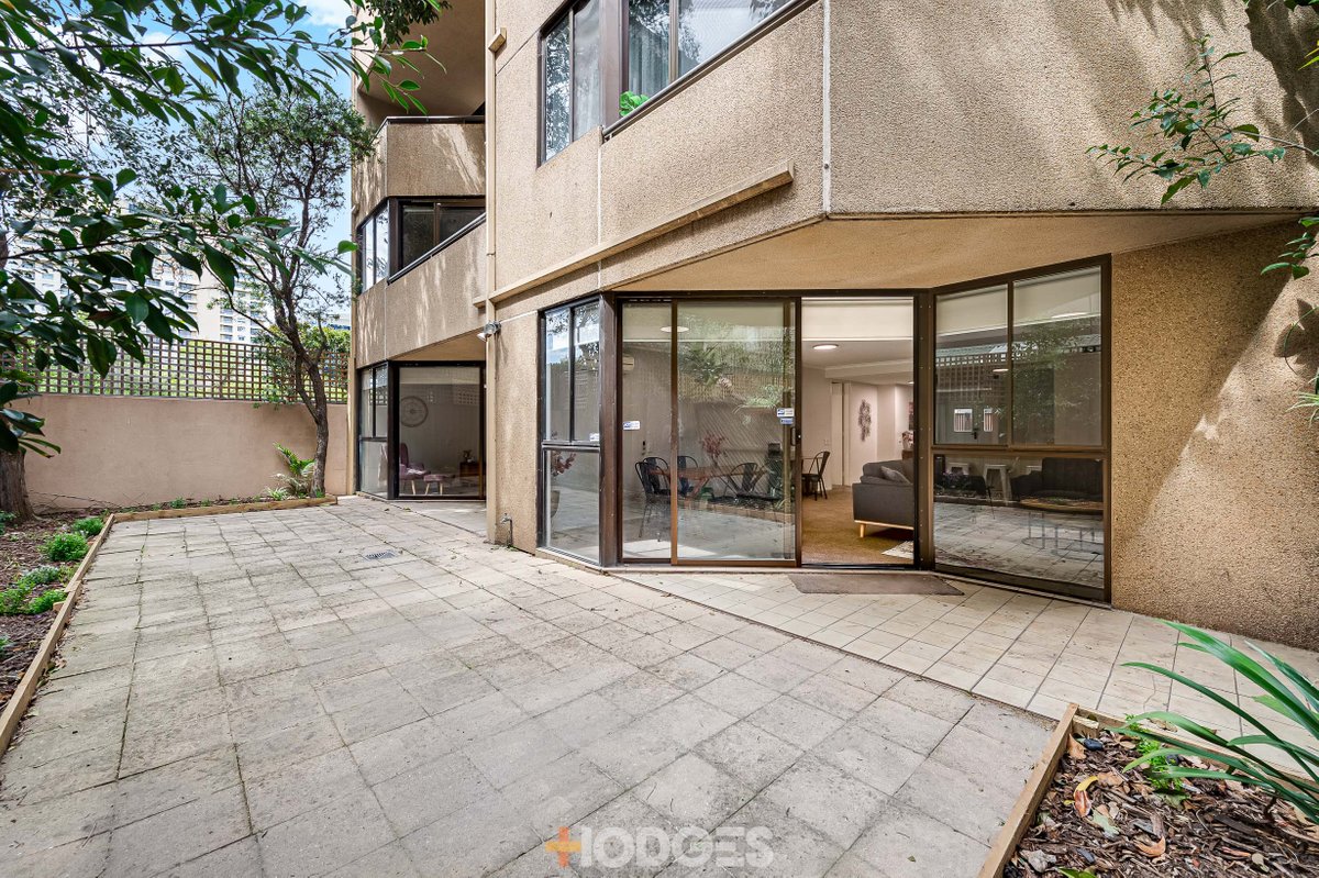 5 / 27 Queens Road Melbourne - Residential for sale