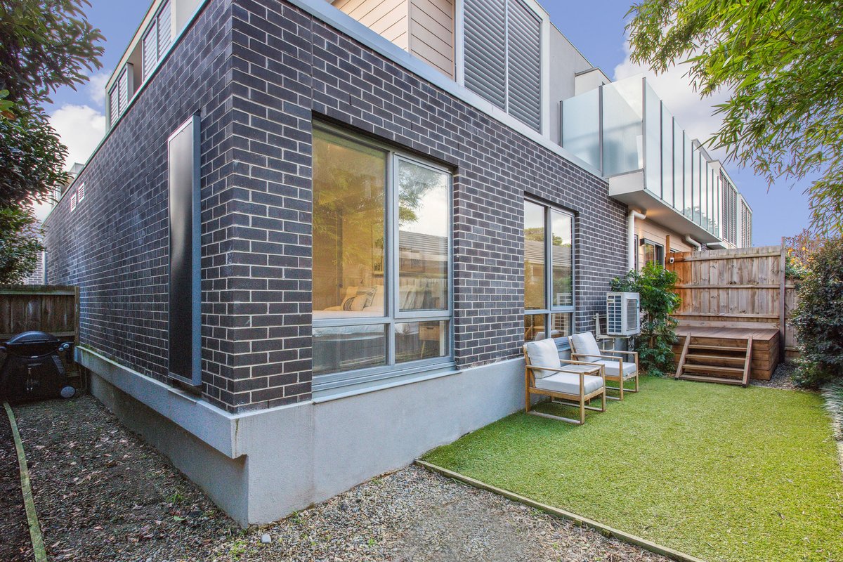 5 / 3-5 Alvena Street Mentone - Residential for sale