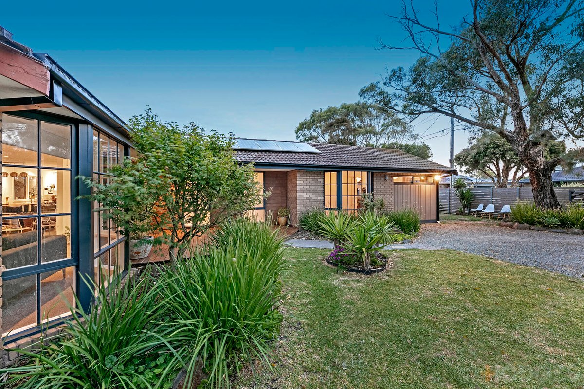 53 Larnook Crescent Aspendale - Residential for sale