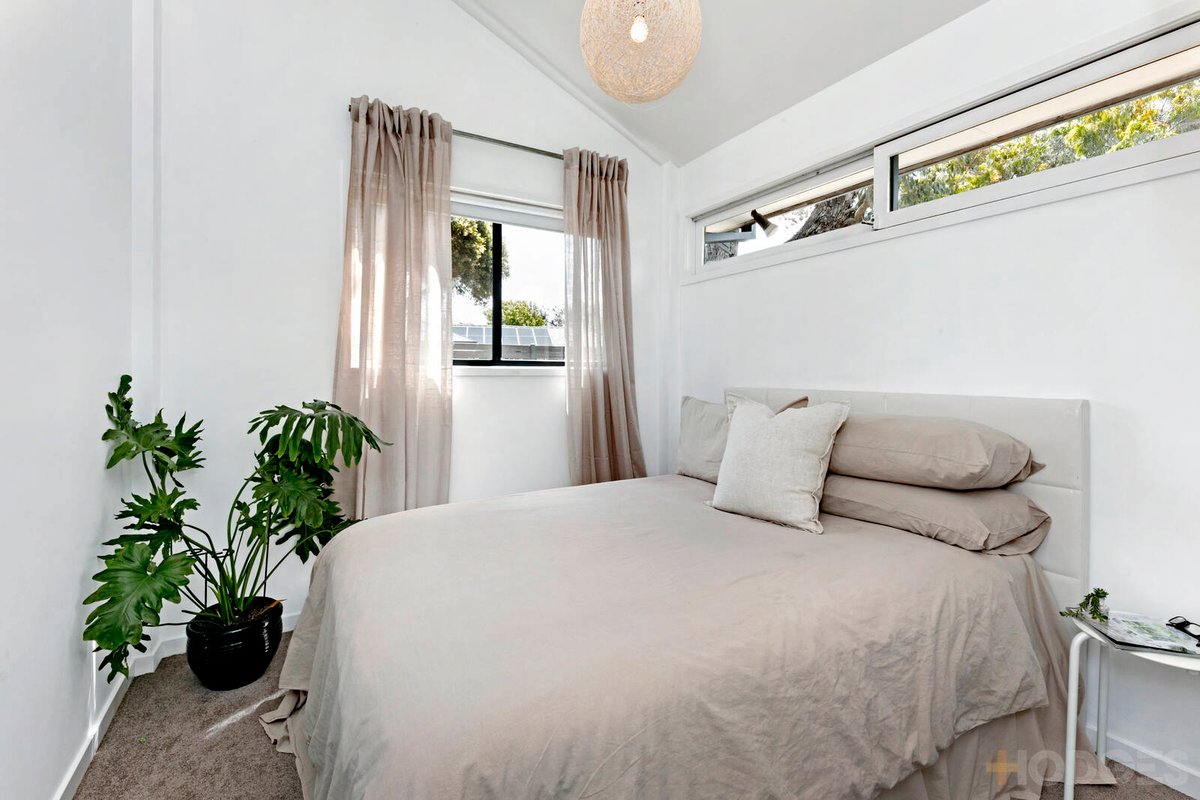 53 Larnook Crescent Aspendale - Residential for sale