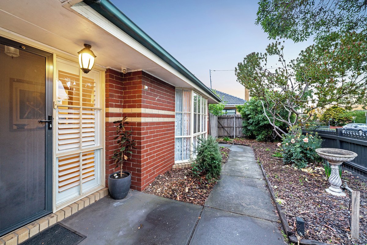 53 Molden Street Bentleigh East - Residential for lease