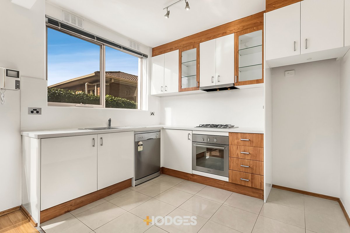 5/33 Gardenia Road Elsternwick - Residential for sale