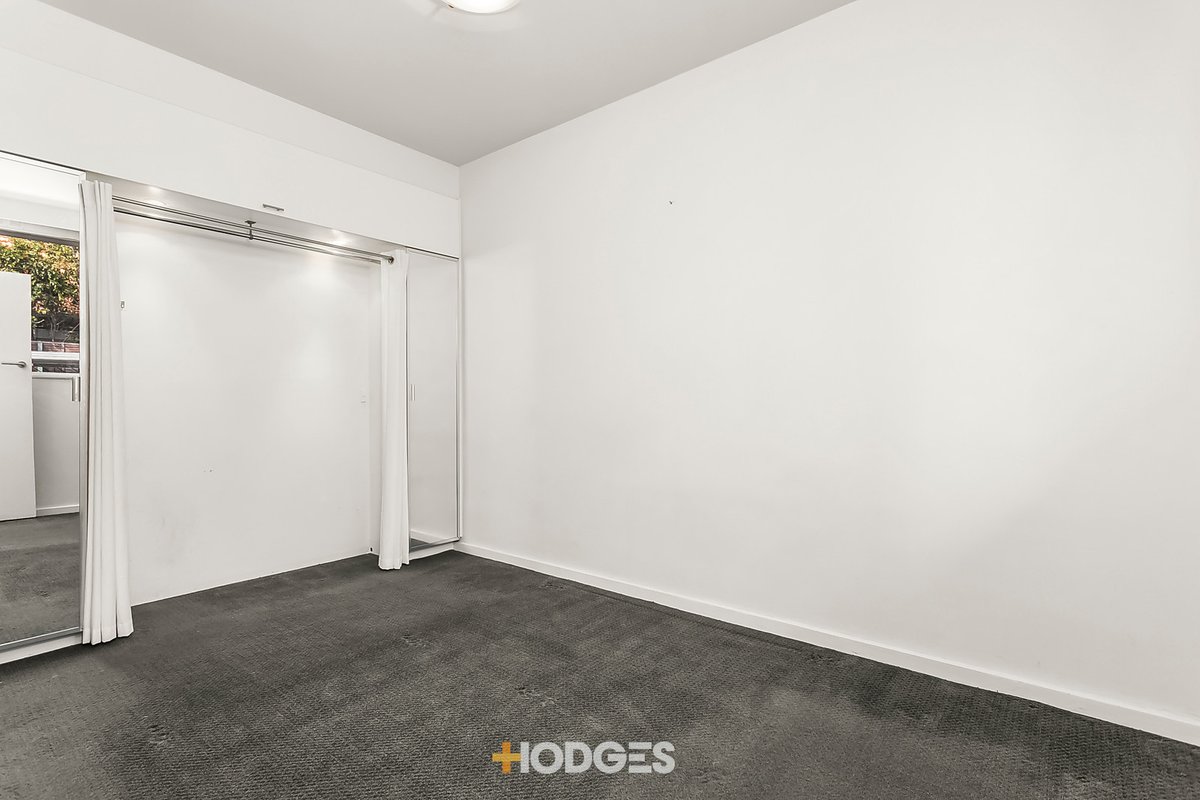 5/33 Gardenia Road Elsternwick - Residential for sale