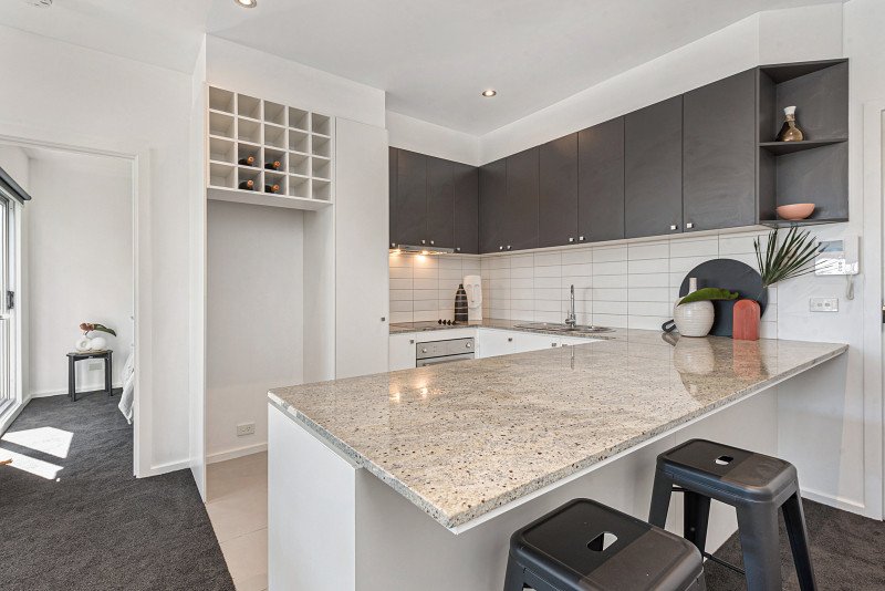 5 / 349 Bluff Road HAMPTON - Residential for sale
