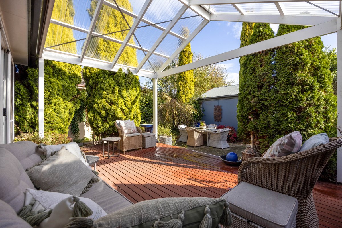 54 Boneo Road ROSEBUD - Residential for sale
