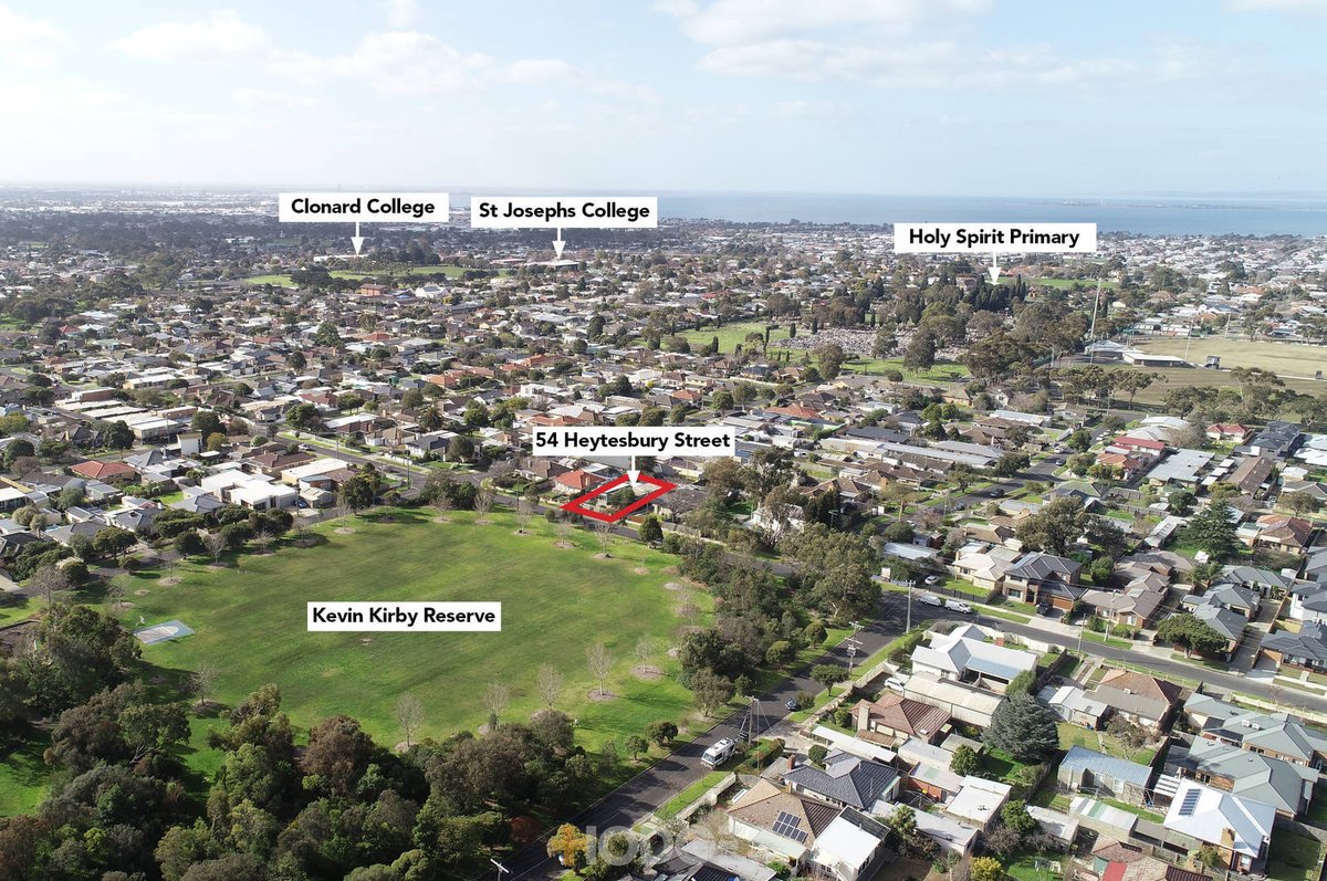 54 Heytesbury Street Herne Hill - Residential for sale