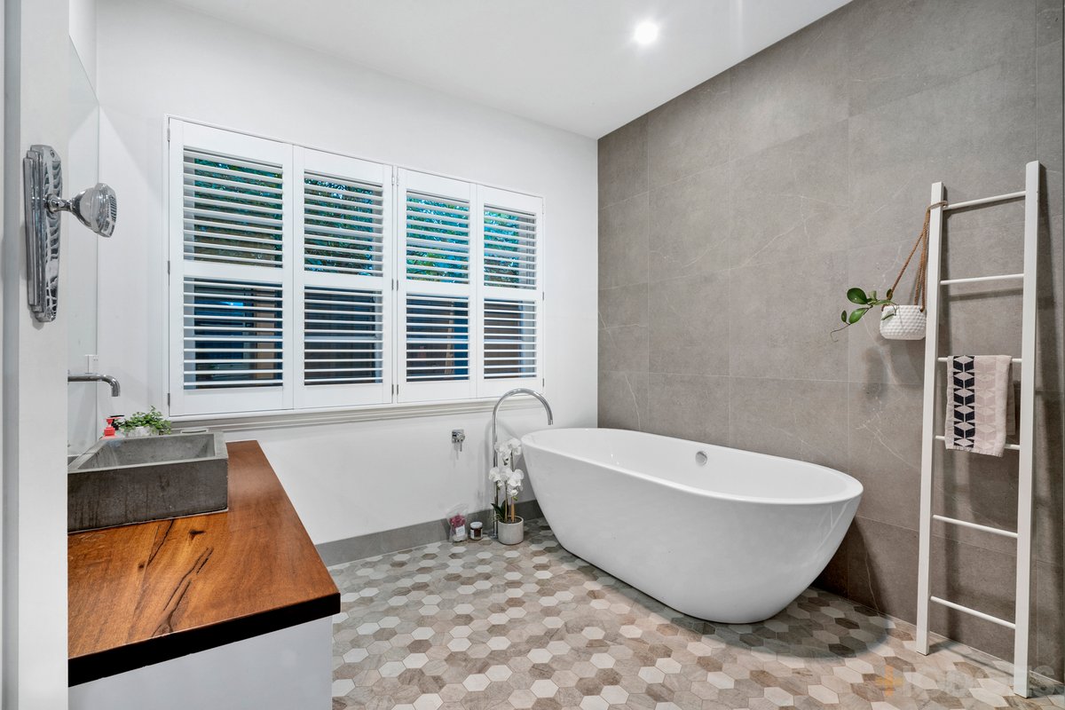 54 Lascelles Avenue Manifold Heights - Residential for sale