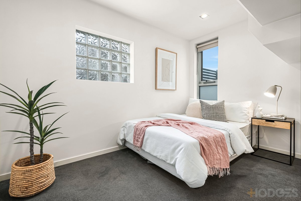5 / 4 Small Street Hampton - Residential for sale