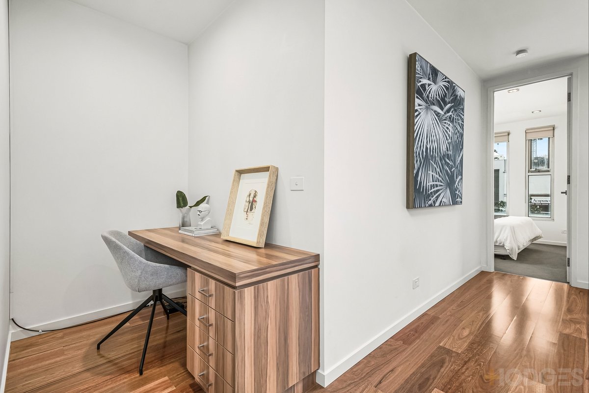 5 / 4 Small Street Hampton - Residential for sale