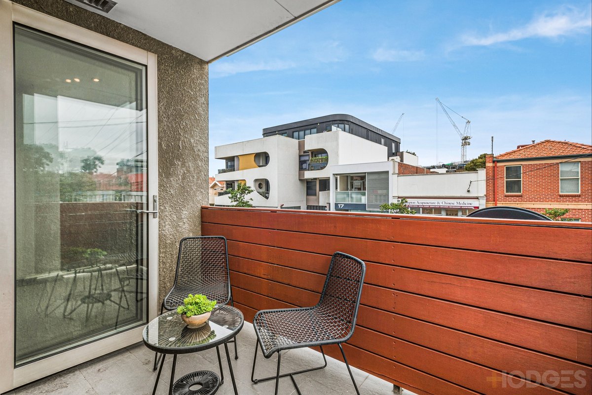 5 / 4 Small Street Hampton - Residential for sale