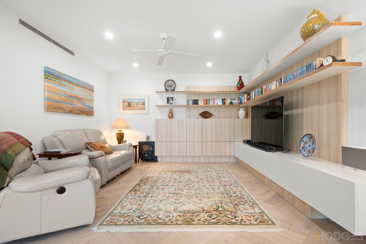 54 / 15 Beach Road Hampton - Residential for sale