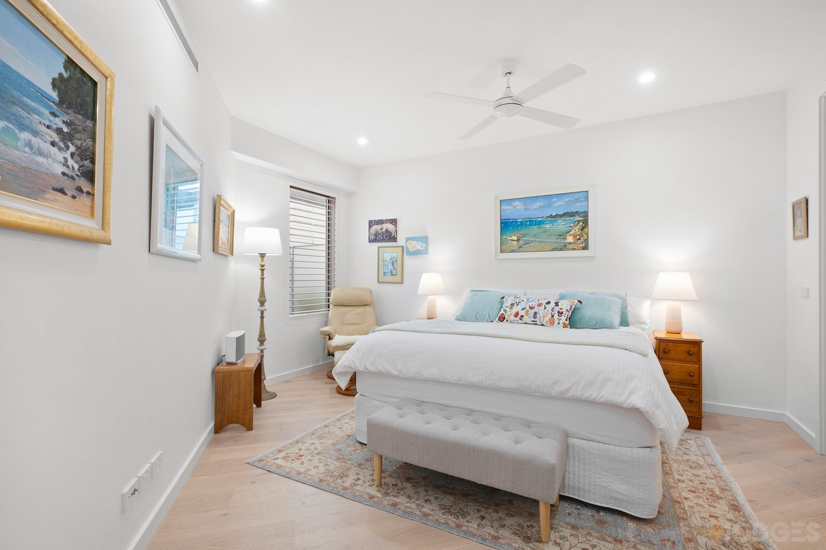 54 / 15 Beach Road Hampton - Residential for sale