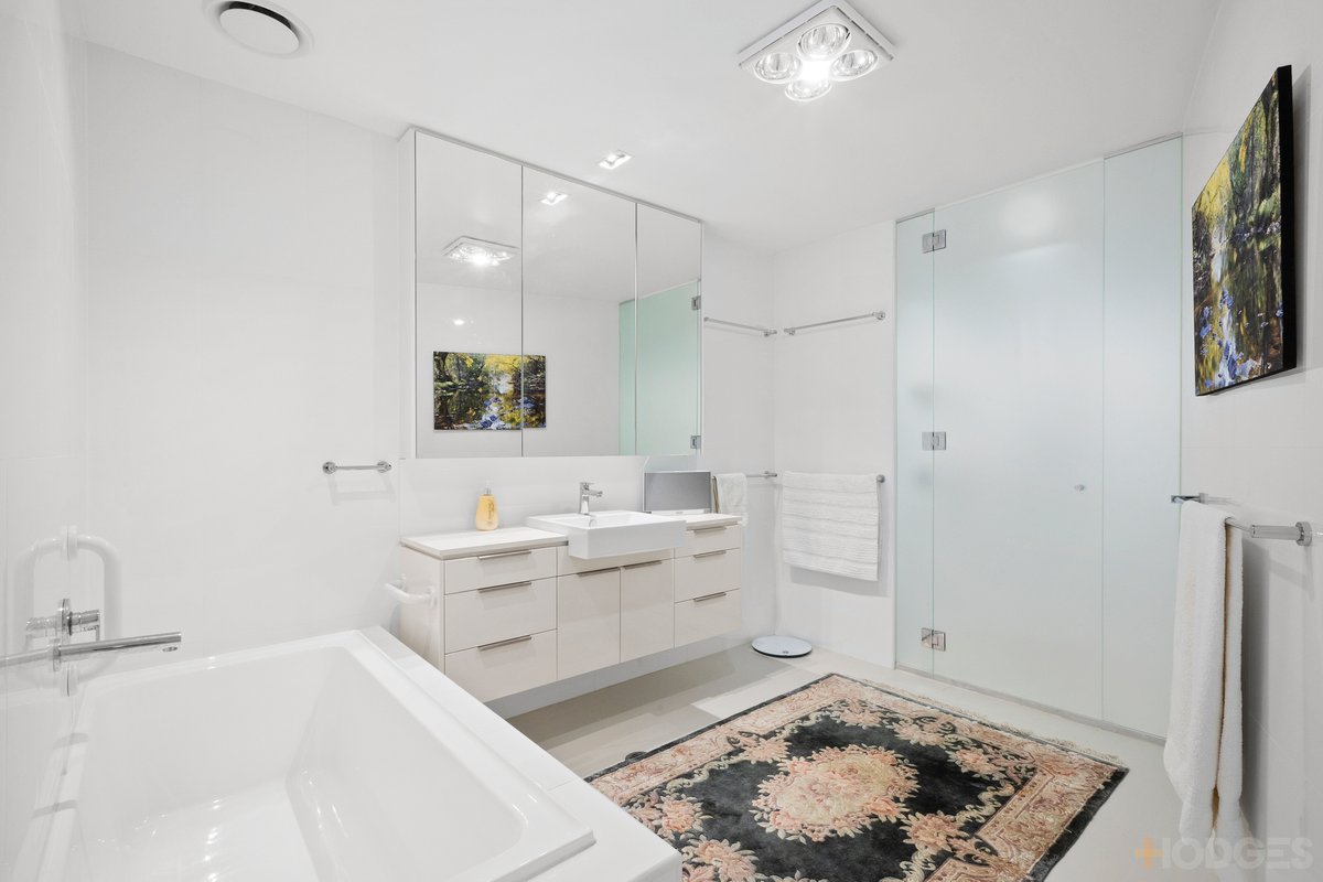 54 / 15 Beach Road Hampton - Residential for sale