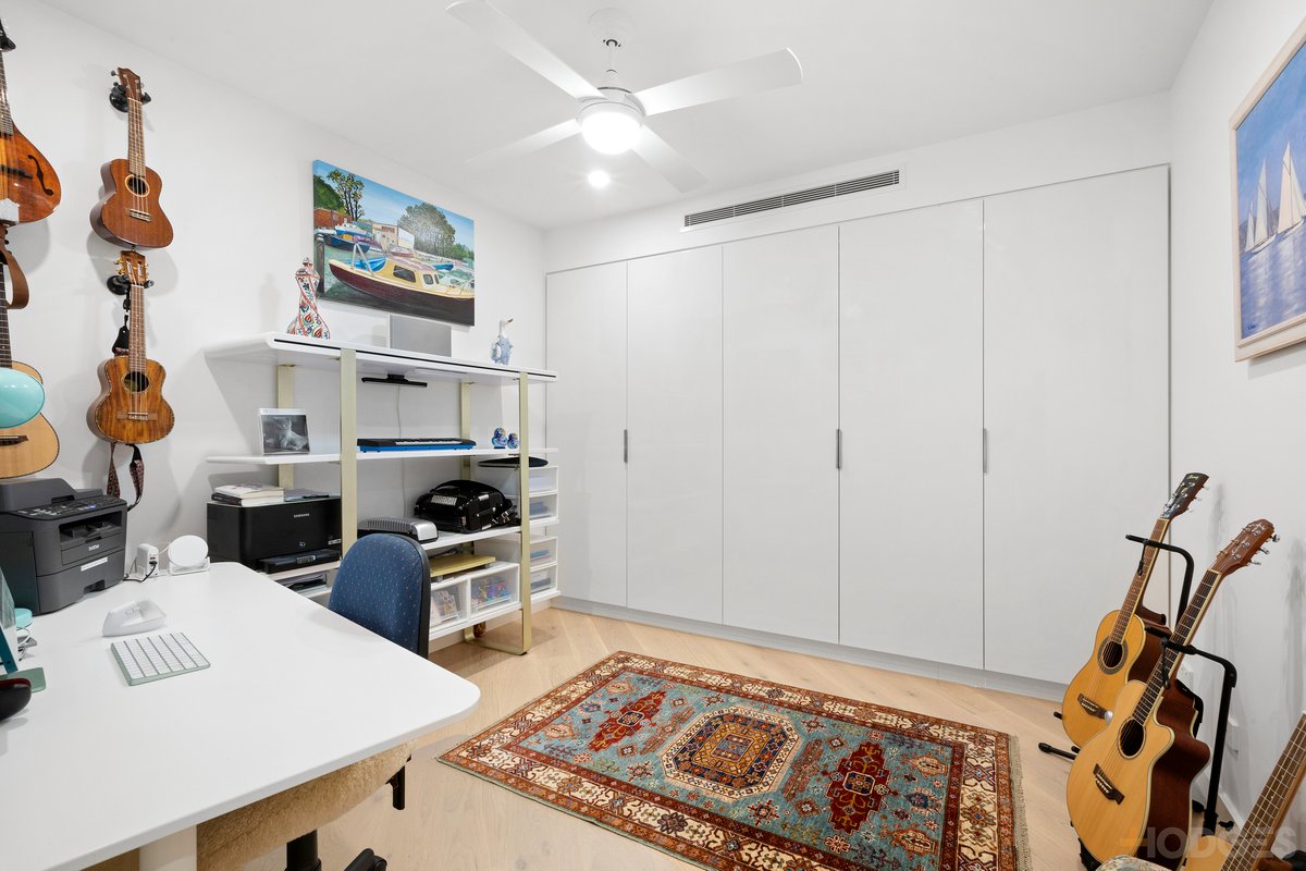 54 / 15 Beach Road Hampton - Residential for sale