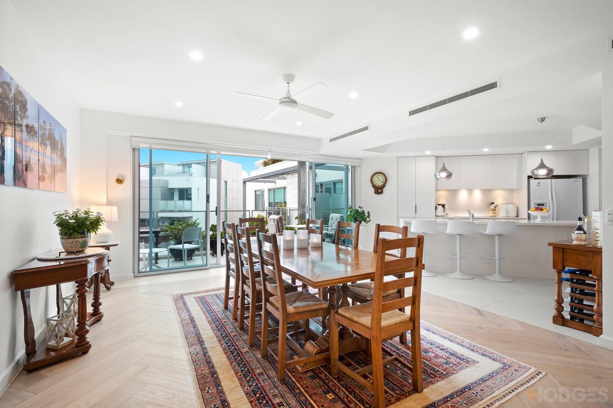 54 / 15 Beach Road Hampton - Residential for sale