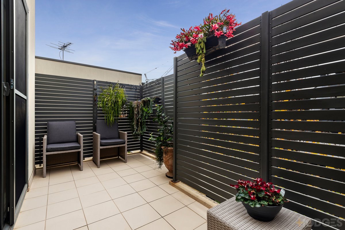 5 / 42 Graham Road Highett - Residential for sale