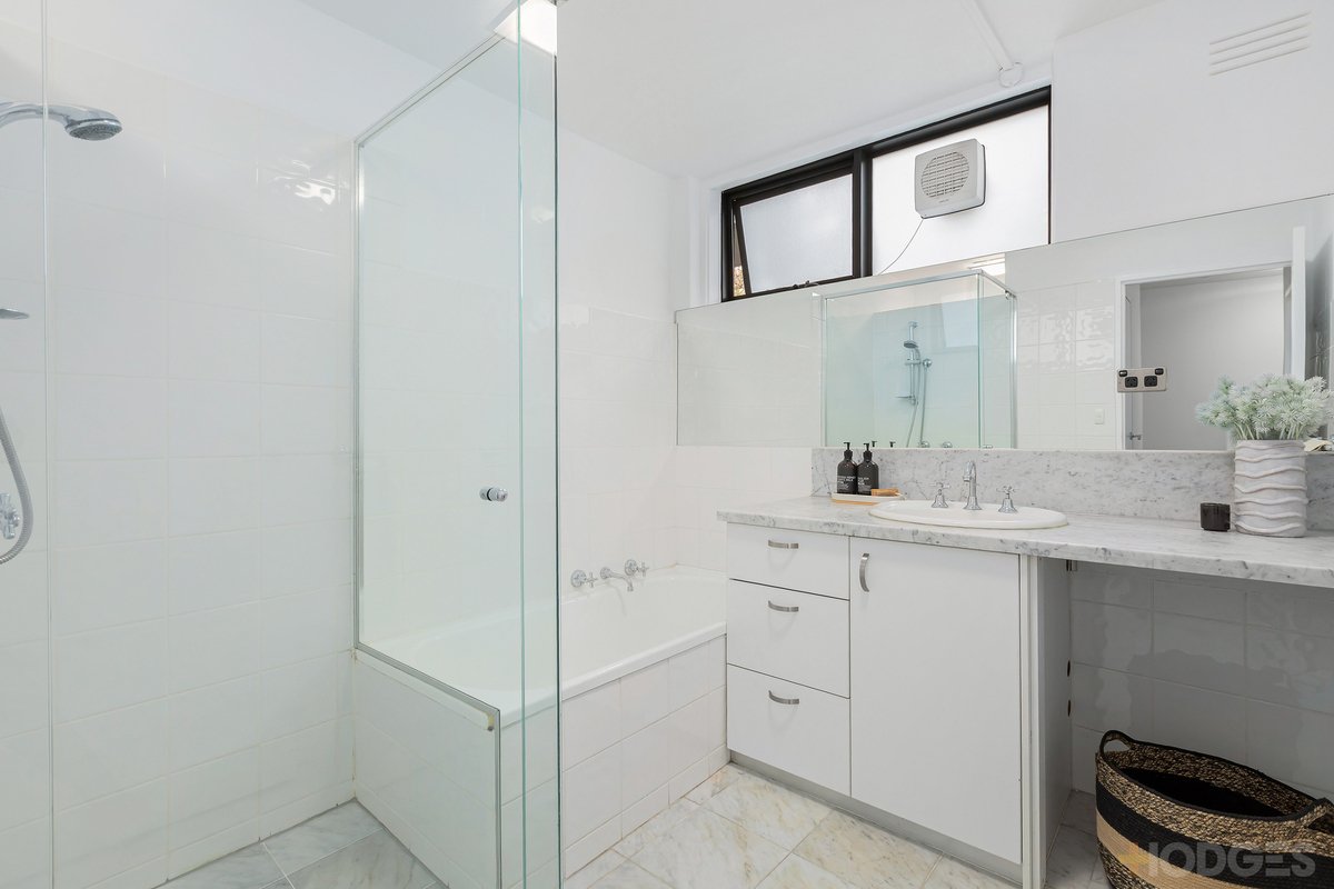 5 / 43 Rockley Road South Yarra - Residential for sale