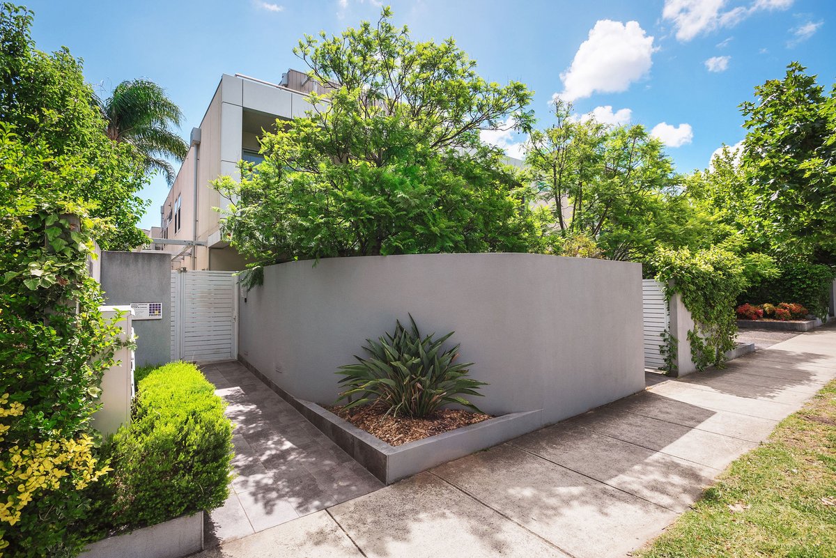 5 / 464 Hawthorn Road Caulfield South - 2 bedroom property