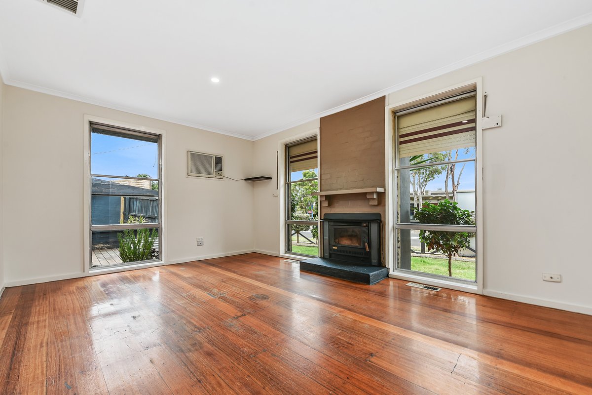 55 Robertson Drive MORNINGTON - Residential for sale