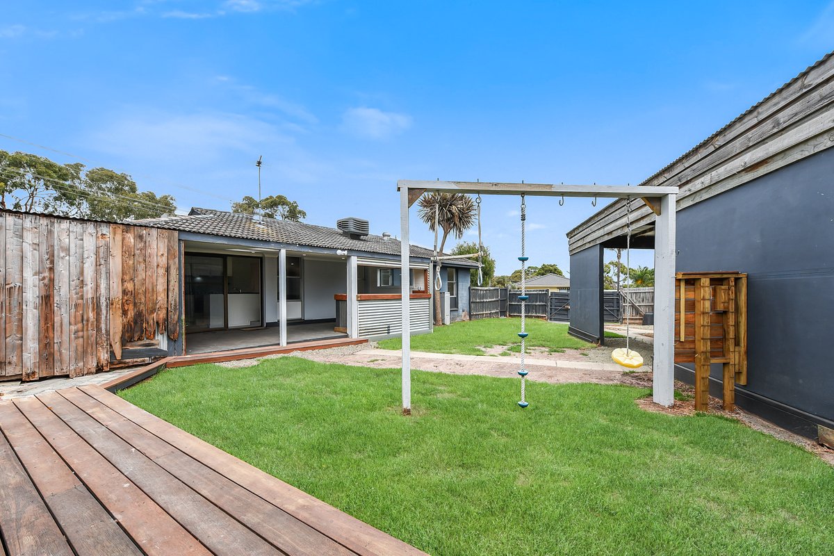 55 Robertson Drive MORNINGTON - Residential for sale