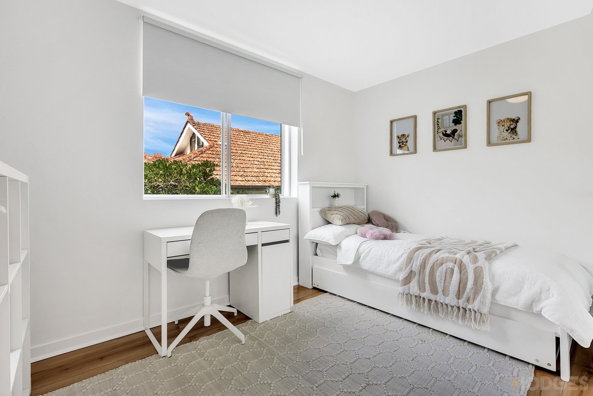 5 / 50 Ormond Road Elwood - Residential for sale
