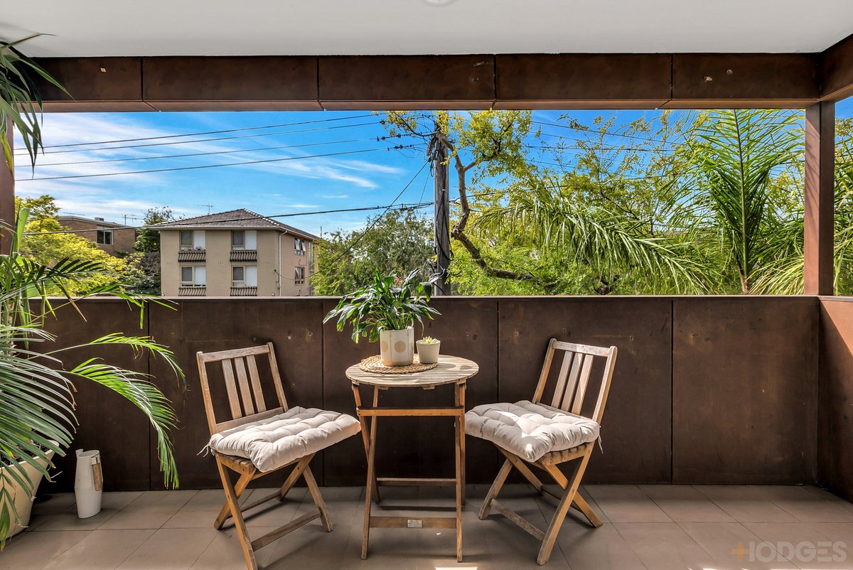 5 / 50 Ormond Road Elwood - Residential for sale