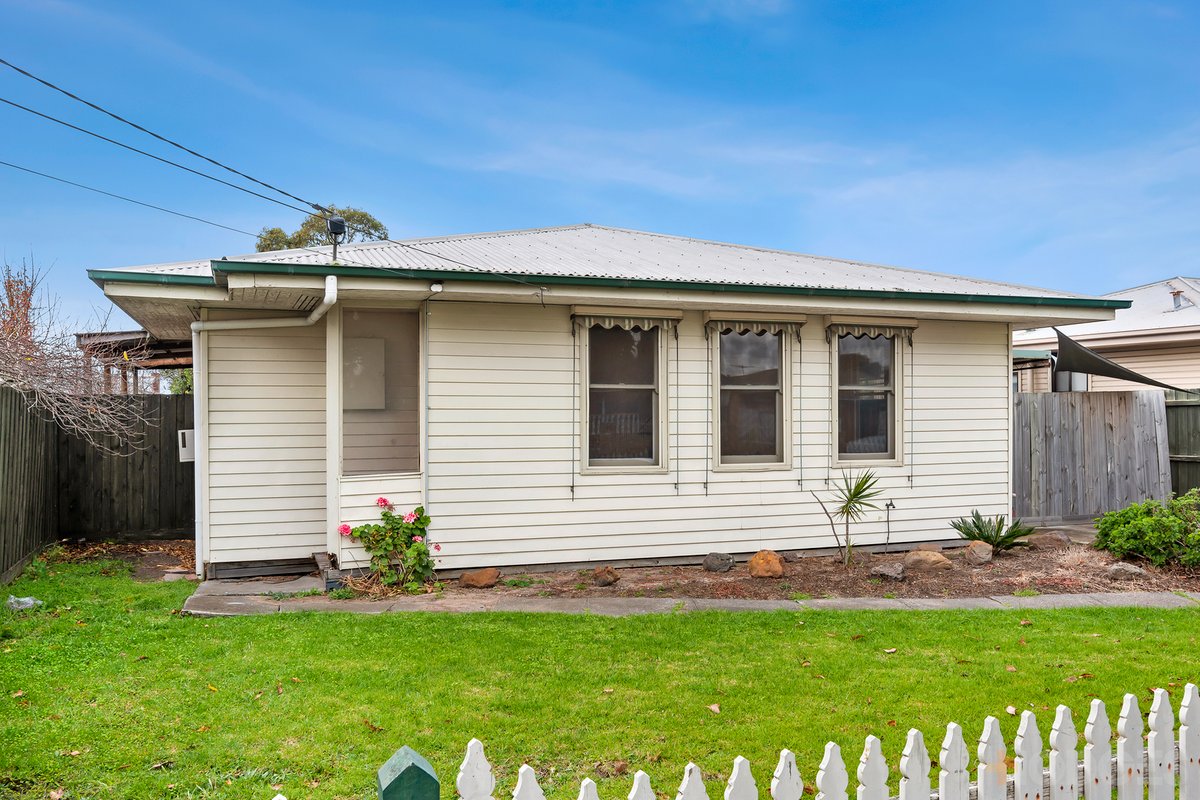 554 Thompson Road Norlane - Residential for sale