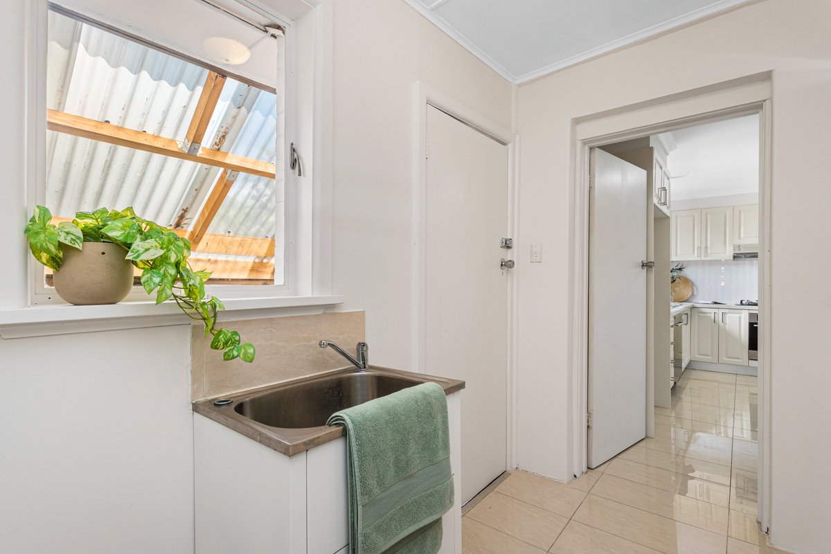 5 / 589 Barkly Street West Footscray - Residential for sale