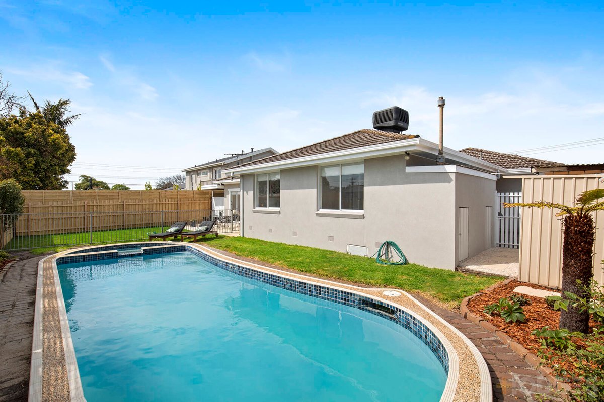 56 Balmoral Drive Parkdale - Residential for sale