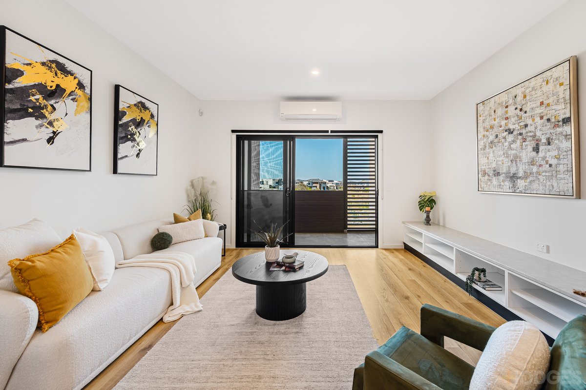 57 Aquatic Drive Werribee South - Residential for sale