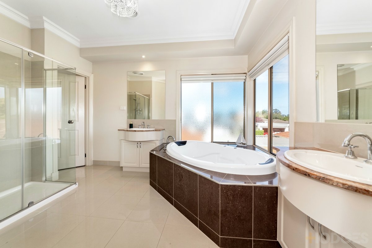 57 Lonsdale Avenue Hampton East - Residential for sale