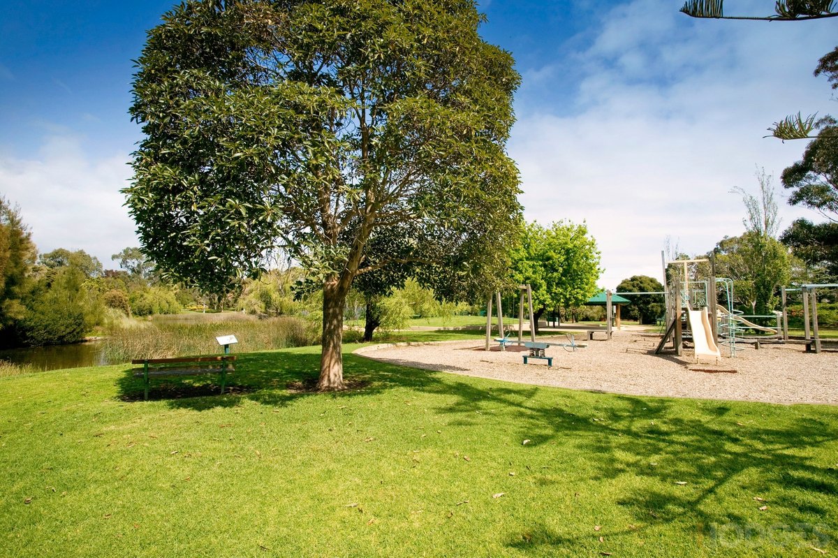 57 Lonsdale Avenue Hampton East - Residential for sale