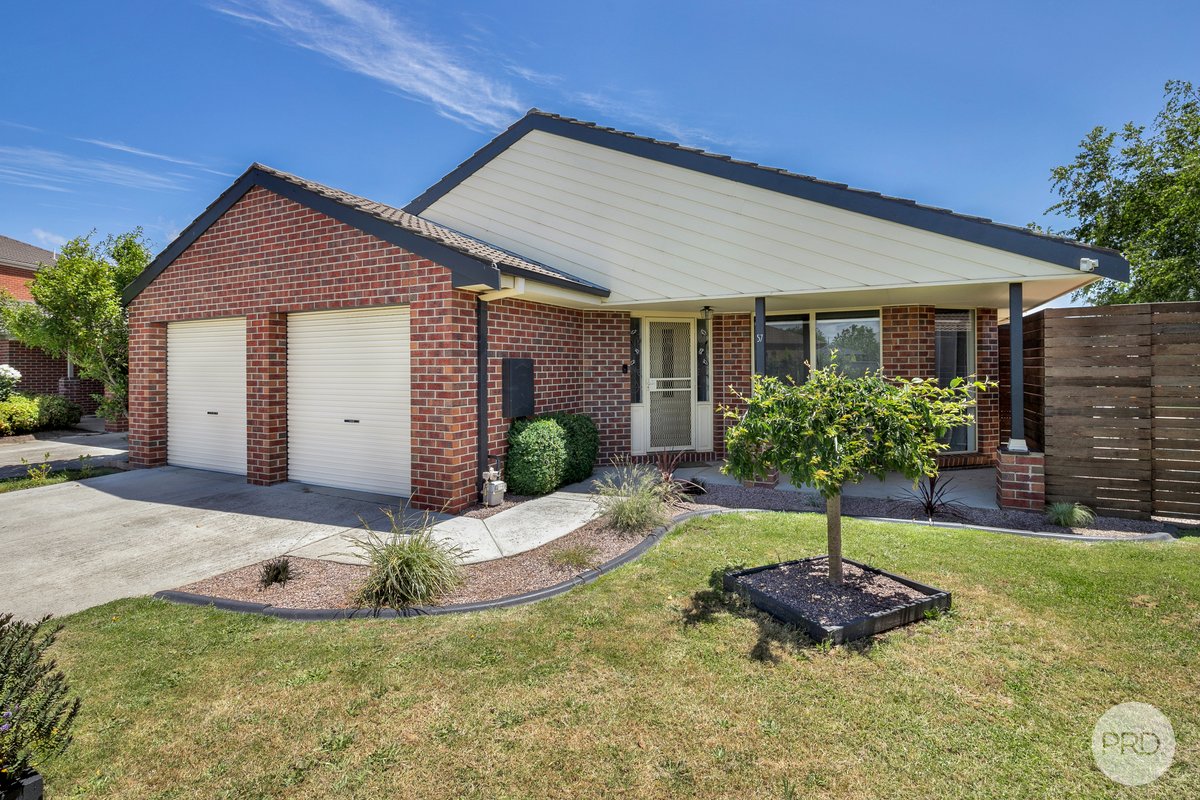 57 Rowan Parade, WENDOUREE VIC 3355