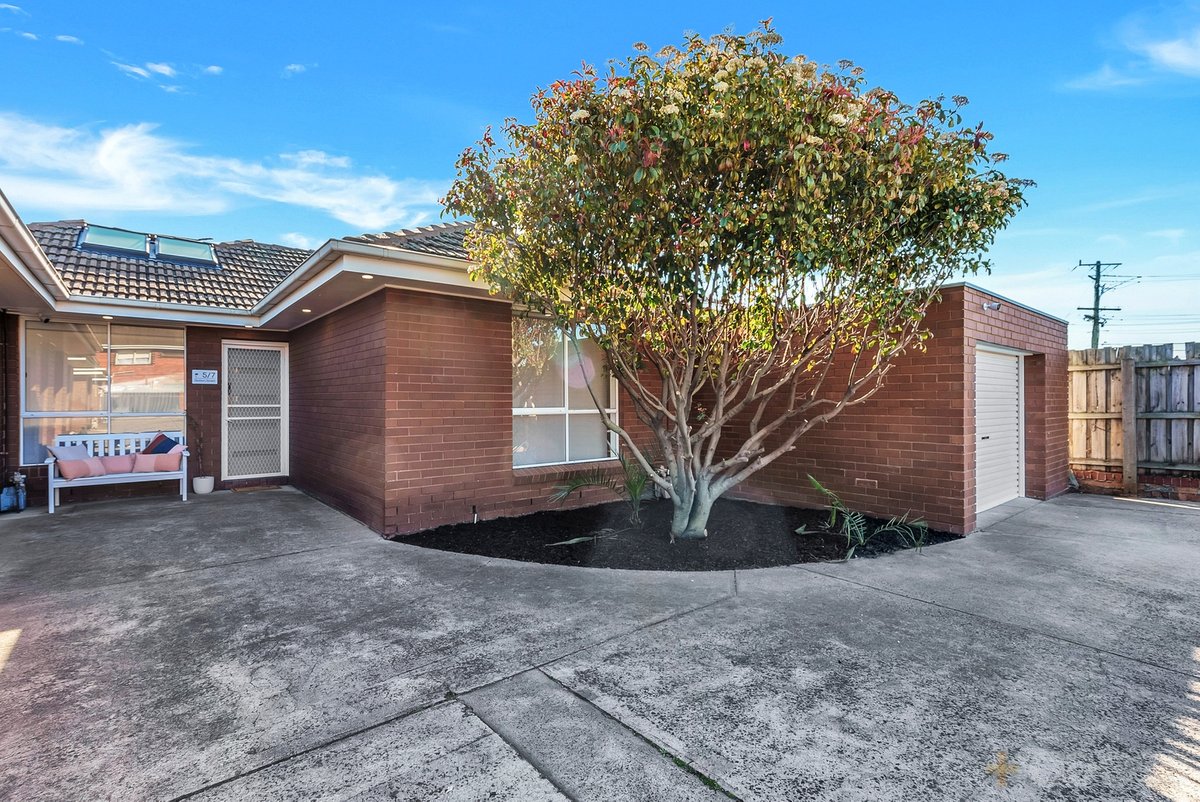 5 / 7 Station Street Mentone - Residential for sale