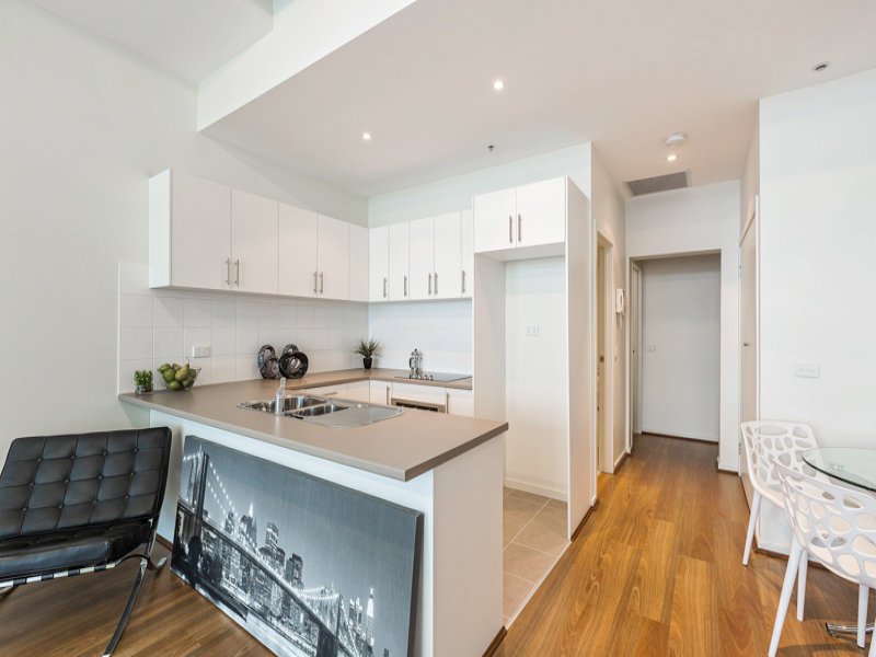 5 / 8-18 Whitehall Street FOOTSCRAY - Residential for sale